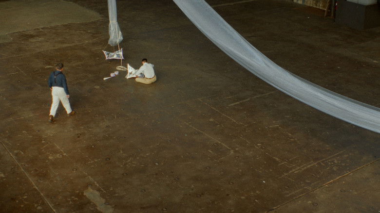 кадр из фильма The Roswell Report