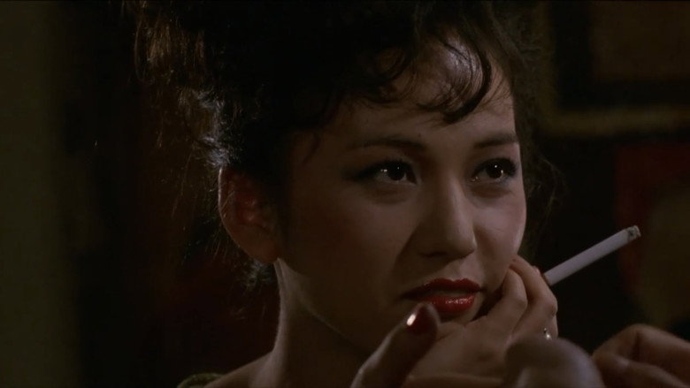 кадр из фильма 黒い下着の女