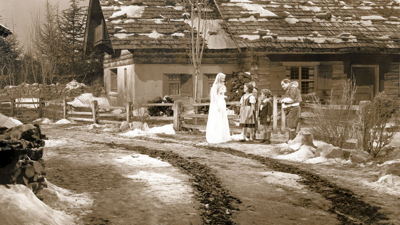 кадр из фильма Синяя птица