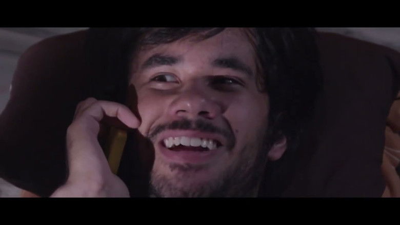 кадр из фильма Misión W2M