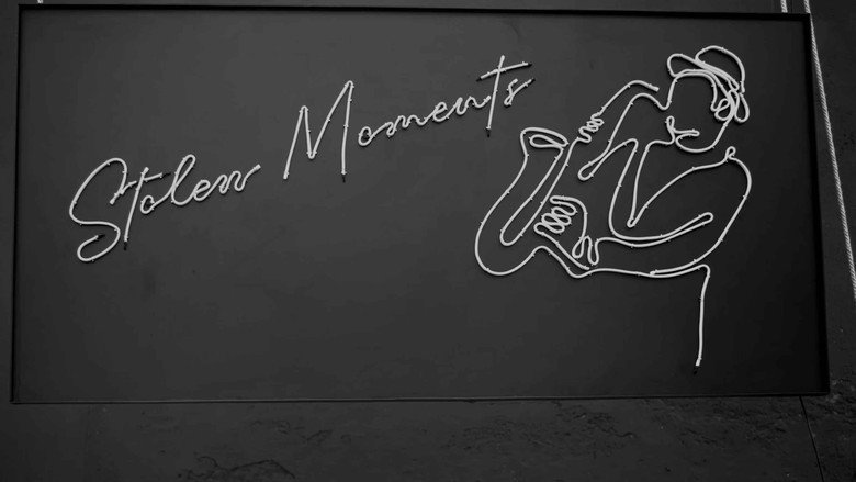кадр из фильма Stolen Moments