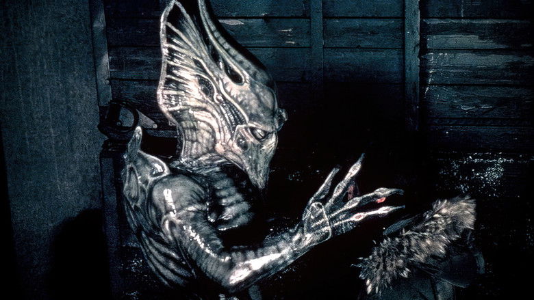 кадр из фильма Охотник за пришельцами