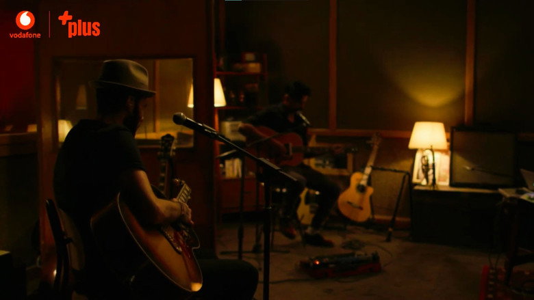 кадр из фильма Cairokee: from the studio
