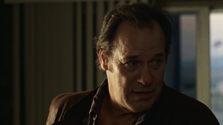 кадр из фильма В темноте