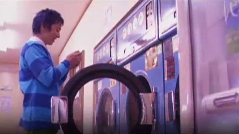 кадр из фильма Coin Laundry