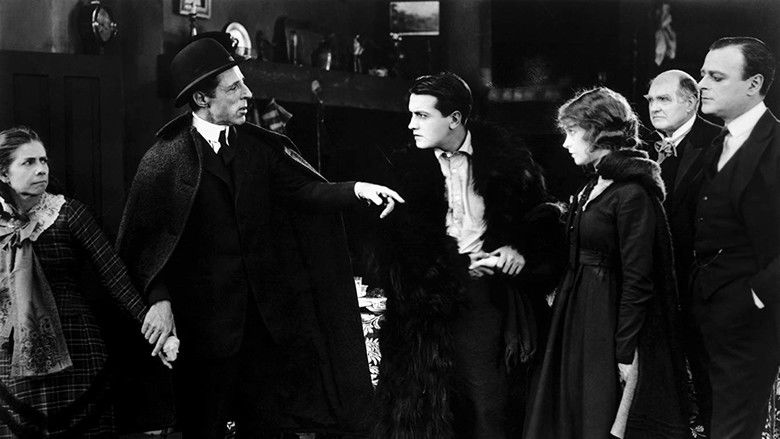 кадр из фильма Водопад жизни