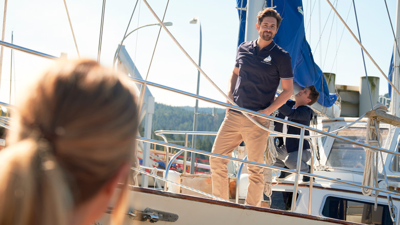 кадр из фильма Sailing Into Love