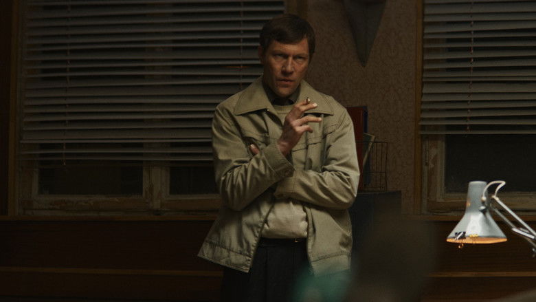 кадр из фильма Tumšzilais evaņģēlijs