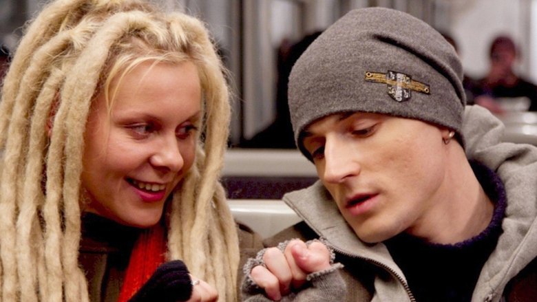 кадр из фильма Жить