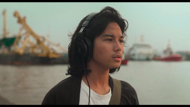 кадр из фильма The Sound From Yesterday