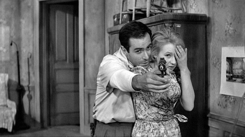 кадр из фильма Итальянец в Варшаве