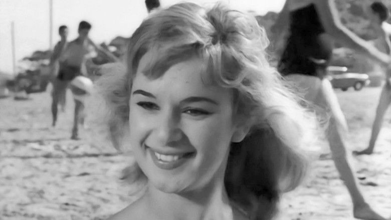 кадр из фильма Η Μουσίτσα