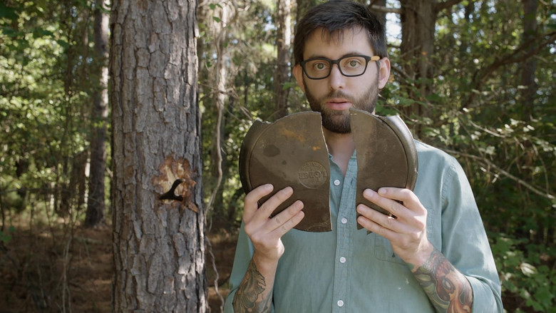 кадр из фильма 15 Things You Didn't Know About Bigfoot