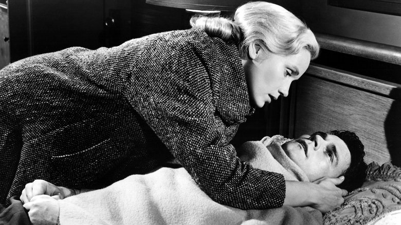 кадр из фильма Шляпа, полная дождя