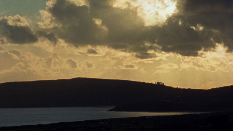 кадр из фильма Падения