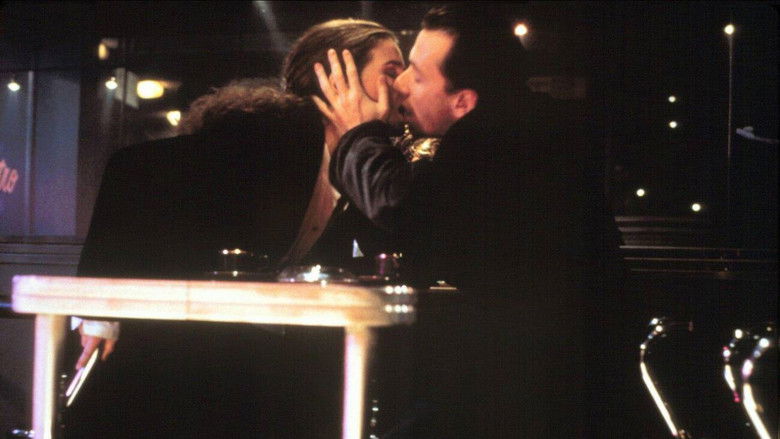 кадр из фильма Пленники