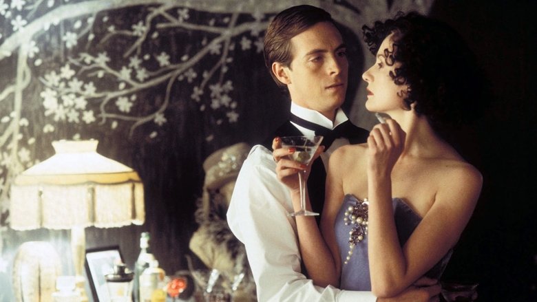 кадр из фильма Золотая молодежь