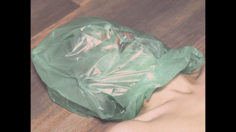 кадр из фильма در همسایگی شما