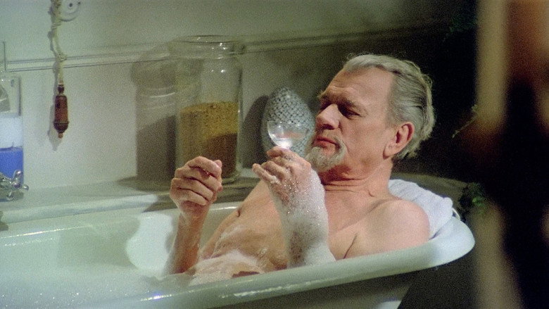 кадр из фильма Шепот во тьме