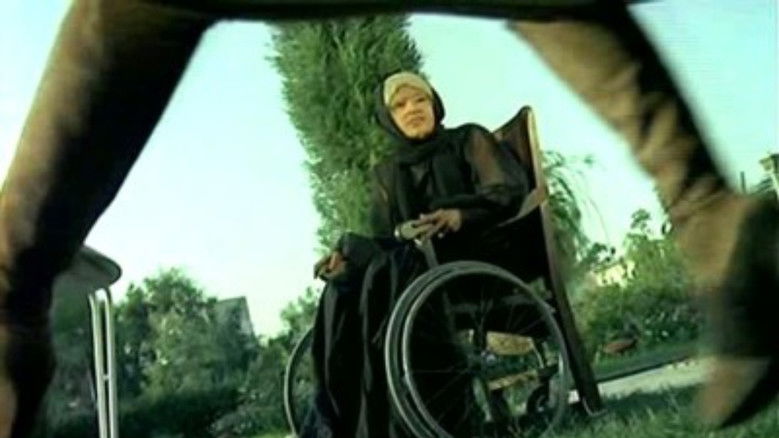 кадр из фильма ذئاب لا تاكل اللحم‎