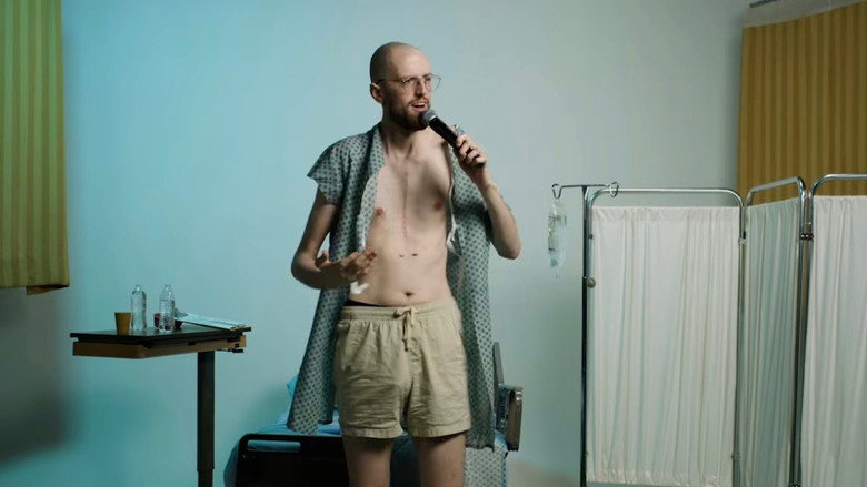 кадр из фильма Liam Nelson - In Stitches: A Post-Op Comedy Special (How to Get Open Heart Surgery)