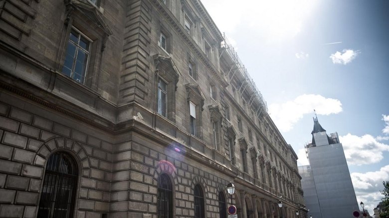 кадр из фильма Entre flics et voyous, le roman noir du 36