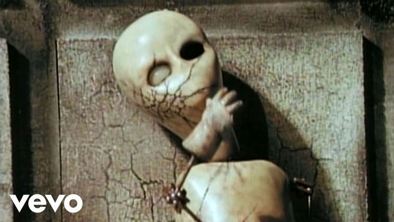 кадр из фильма TOOL - Prison Sex