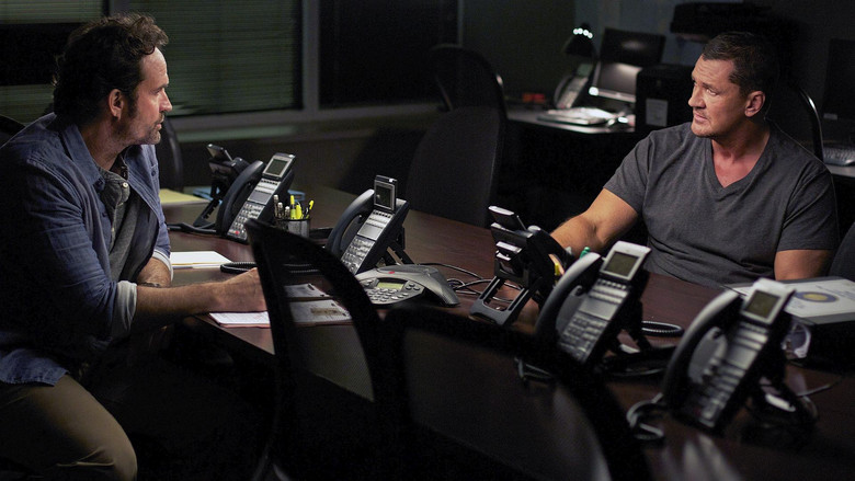 кадр из фильма Изгой