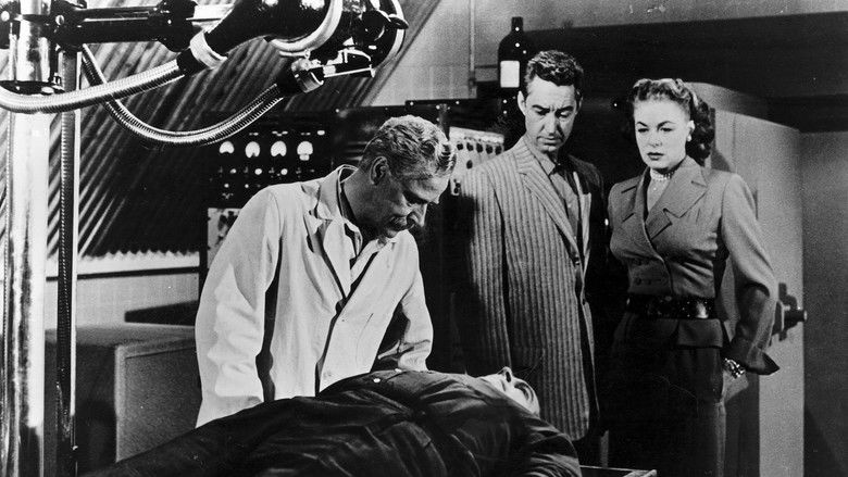 кадр из фильма The Amazing Transparent Man