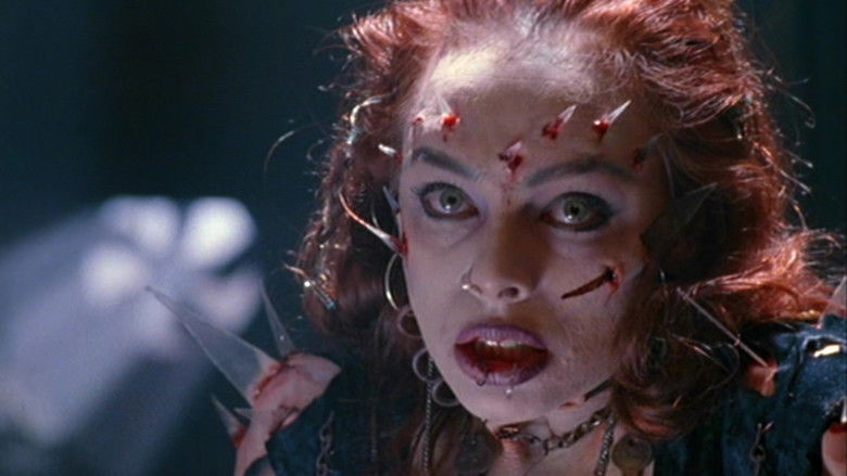 кадр из фильма Возвращение живых мертвецов 3