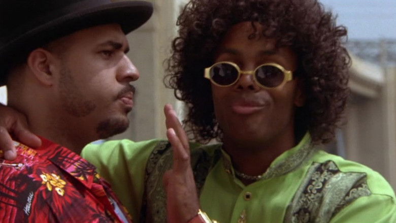 кадр из фильма Любовь и пули