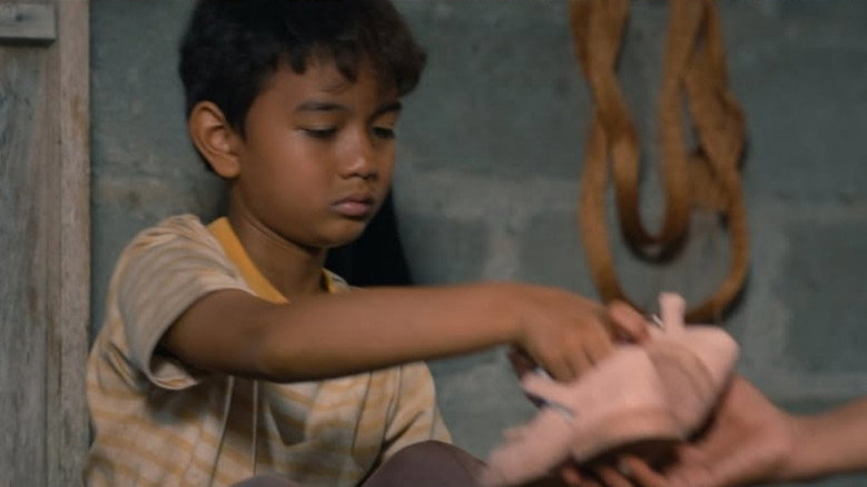 кадр из фильма Children of Heaven