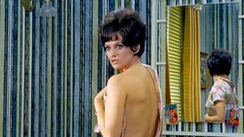 кадр из фильма Omicidio per vocazione