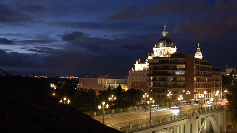 кадр из фильма Madrid al anochecer