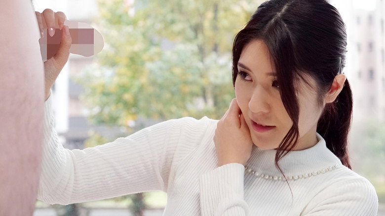 кадр из фильма マジックミラー号 心優しい子持ちのママがデカチンで妻に挿入を許してもらえない男性に素股奉仕 産後で感度が上がったマ○コは我慢できず、不倫挿入真正中出し！4