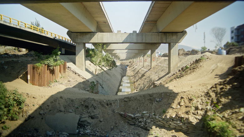 кадр из фильма Cerro del águila