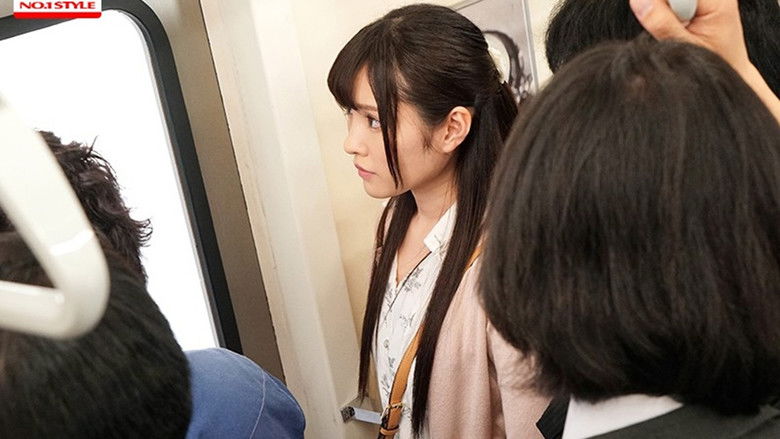 кадр из фильма SSNI-157脅迫集団痴漢師レ○プ 生脚太ももを撫で回す指先…尻に擦り付けられるチ○ポ…恐怖で脚をガクガクさせ抵抗できずに犯されるスレンダー女子大生 橋本ありな