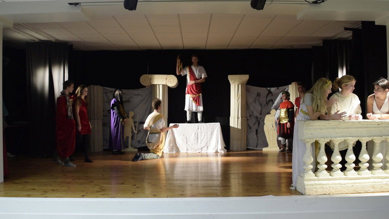 кадр из фильма De Caligulae Vita