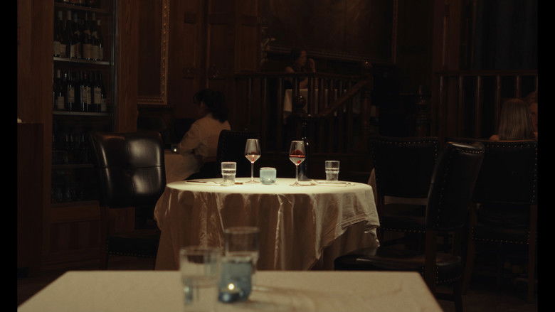 кадр из фильма Alene i verdens minste by