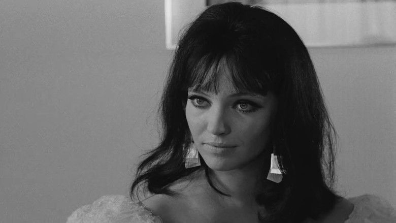 кадр из фильма Anticipation, ou l'Amour en l'an 2000