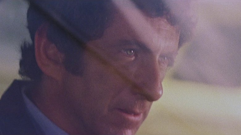 кадр из фильма Страх отпирает двери