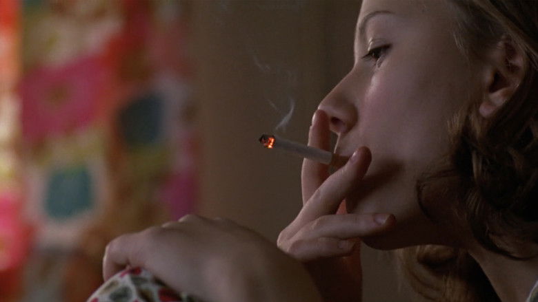 кадр из фильма Американская рапсодия