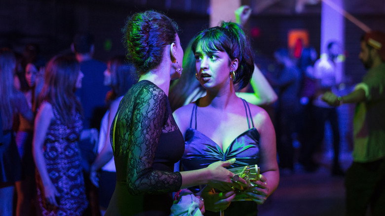 кадр из фильма Красавица и псы