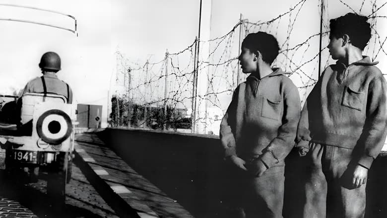 кадр из фильма Une Si Jeune Paix