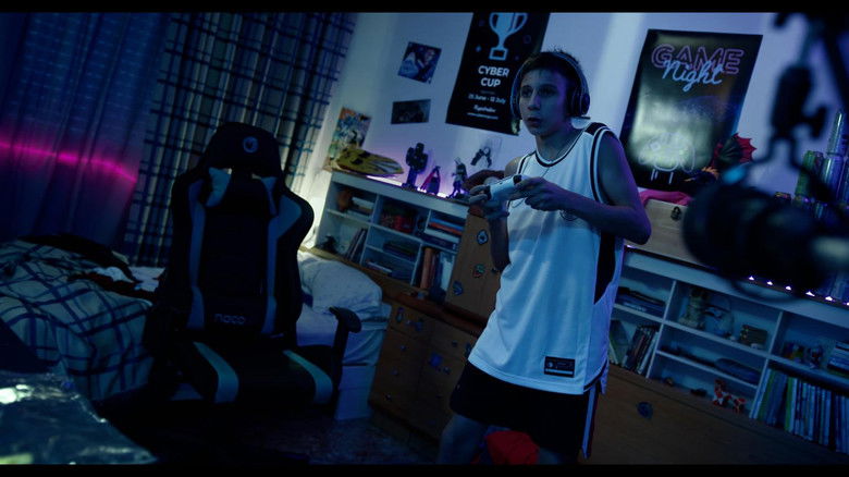 кадр из фильма Troleig