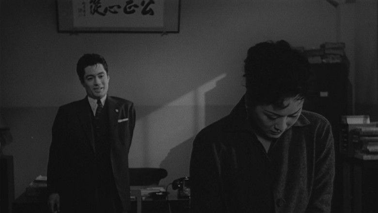 кадр из фильма 人情馬鹿