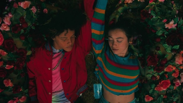 кадр из фильма Небо повсюду