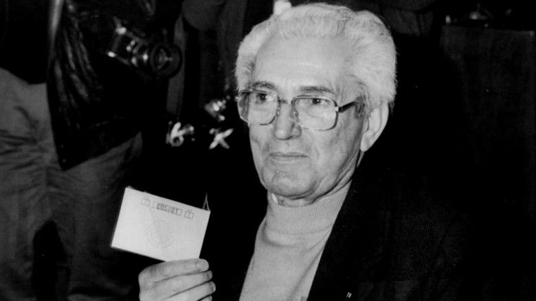 кадр из фильма Lo posible y lo necesario