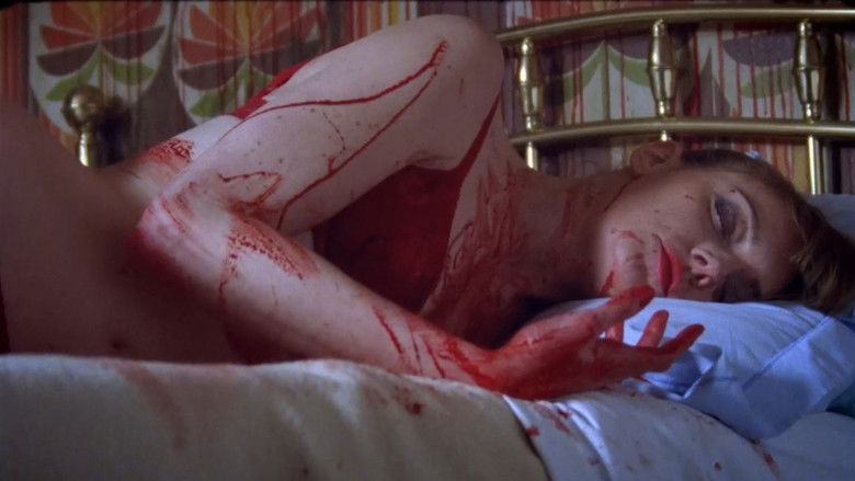 кадр из фильма Les vacances continuent