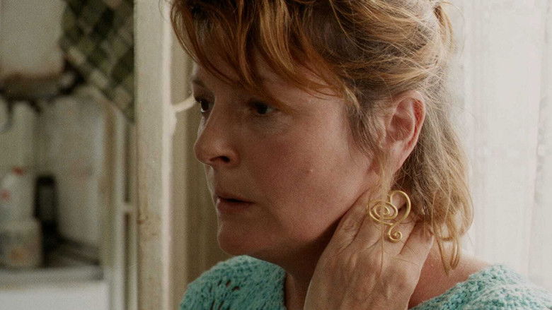 кадр из фильма Тайны и ложь